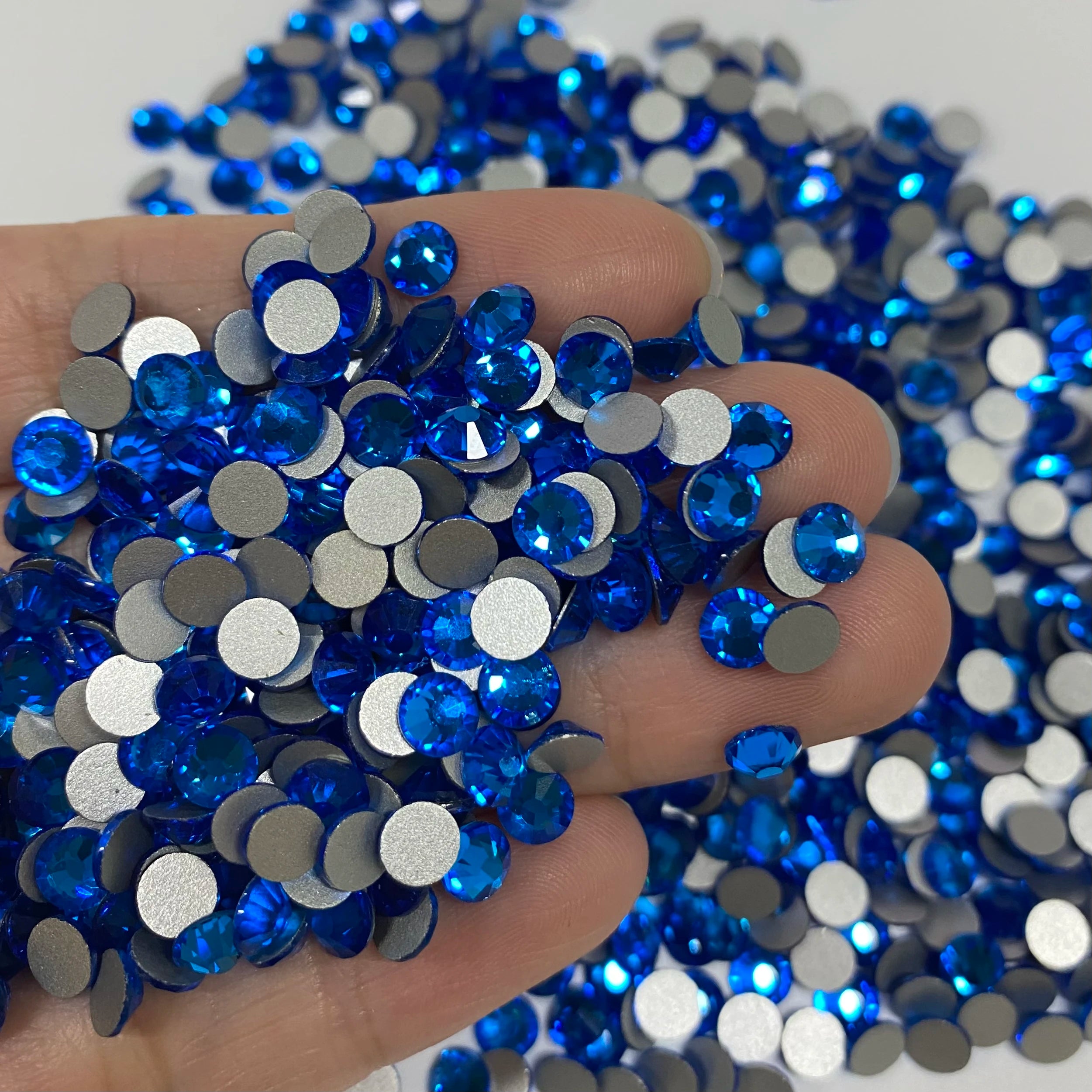 Wholesale Rhinestones Blingbling 100 Colors 12 Sizes Nail Art Crystal Rhinestone Hotfix Flat Back for Top Decoration Accessories