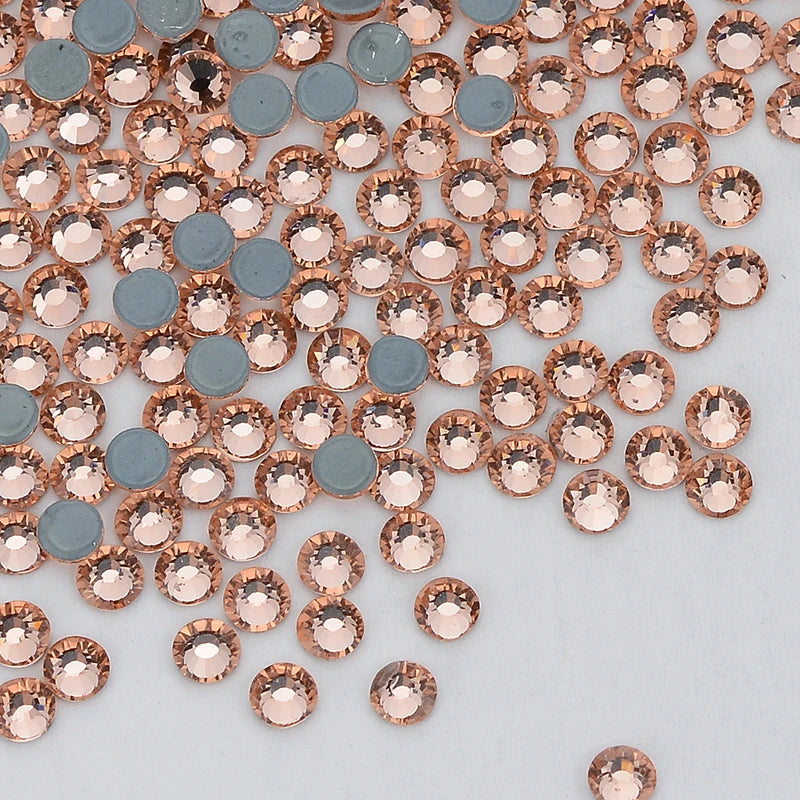 Wholesale Crystal 70 Colors 8 Big and 8 Small Rhinestones Bulk Hot Fix Glass Rhinestone Iron on Garments Dercorations