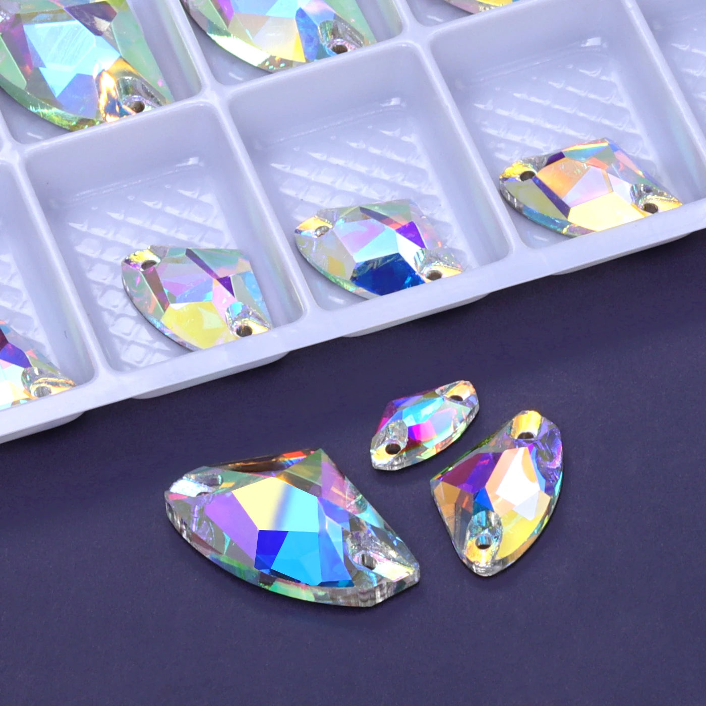 High Quality  Mixedsize Galactic Sew-on Glass Rhinestones  Flatback 2 Holes Bulk Sewing Strass for Bags & Garment Jewelry Bling