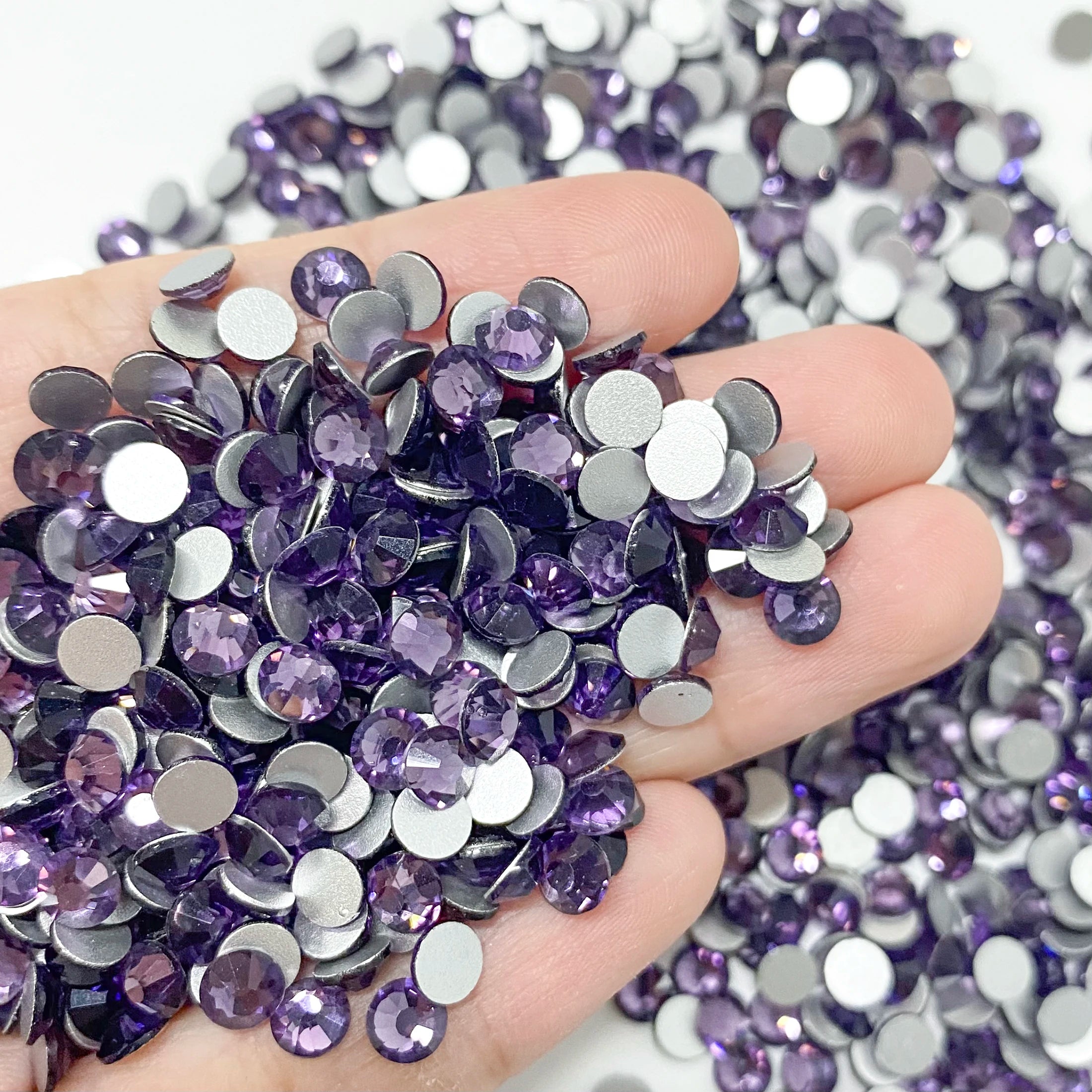 Factory Wholesale SS3-SS20 Rhinestones Colorful Non Hot-Fix Round Glitter Crystal Flatback Rhinestone 3D Nail Art Decorations