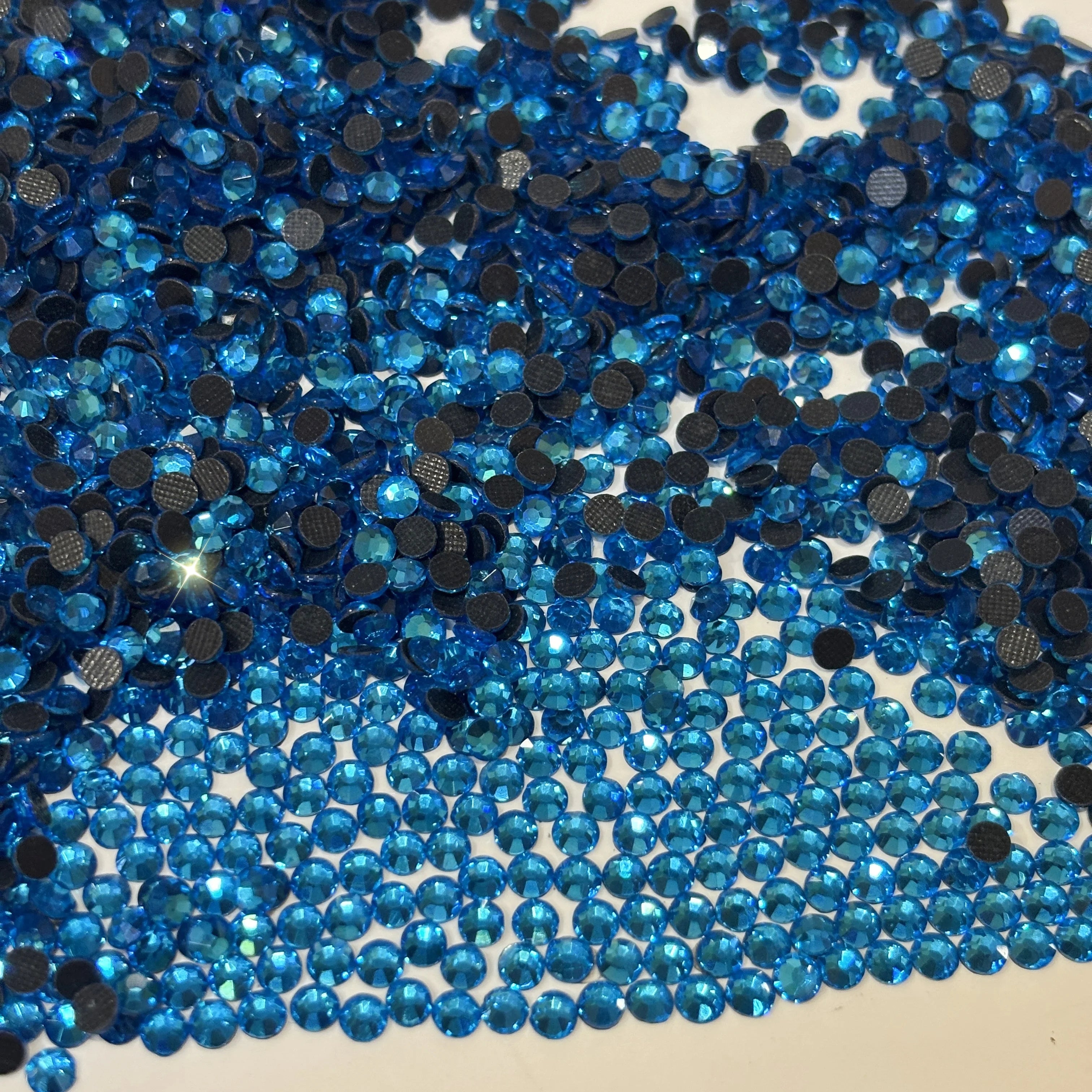 Wholesale Flatback Hot Fix Rhinestone Bags Garments Shoe Jewelry Decoration Glass Rhinestone