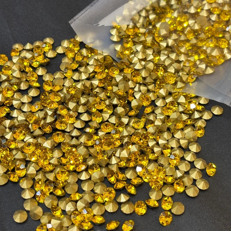 SS28 Round Glass Crystal Loose Rhinestones in Bulk for Bags and Clothing Decoration Rhinestone