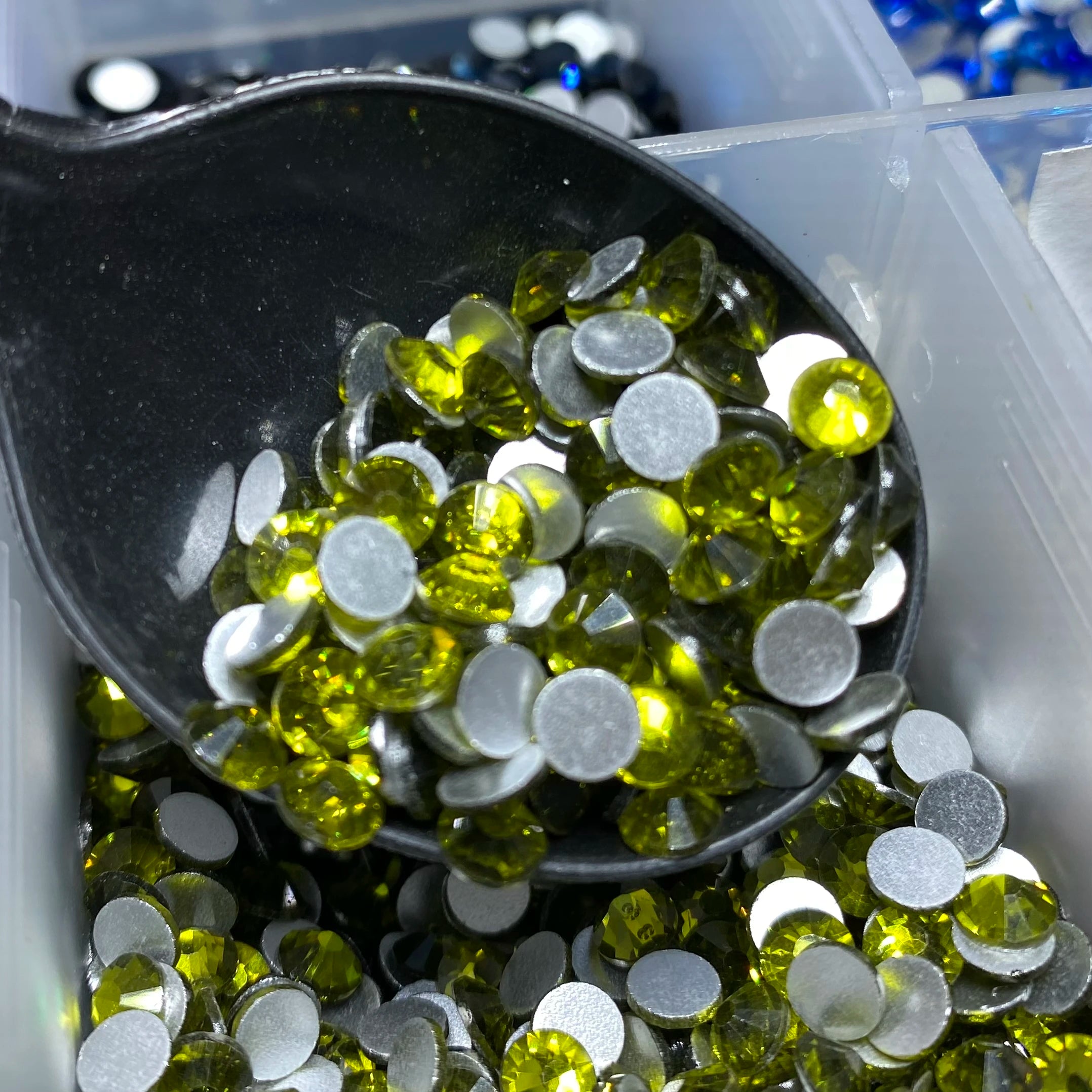 Factory Hot Selling Crystal AB Rhinestones 14400PCS Glass Non Hotfix Flatback Rhinestone Bulk for Nail Art Garment