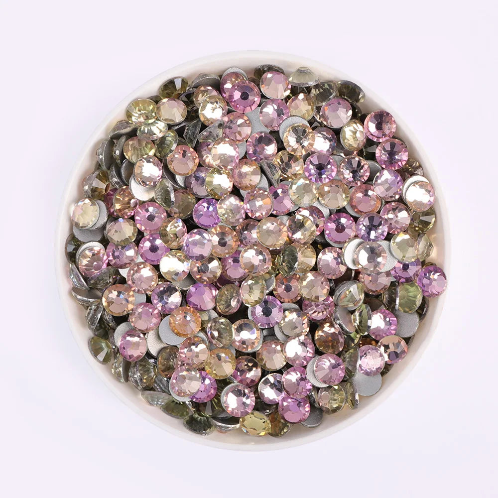 Hot Sale Glitter Stone Silk Light Crystal Rhinestones Flatback Nail Charms Diamond Glass Rhinestones for DIY Garment Jewelry