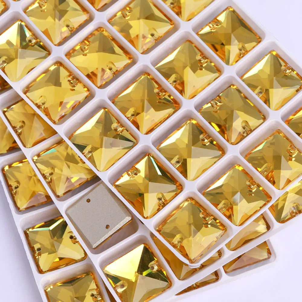 QIYI 3240 High Quality K9 Glass Crystal Rhinestones Glass Beads Triangle Sew-on Crystal Stones for Wedding Dress Bags Shoes