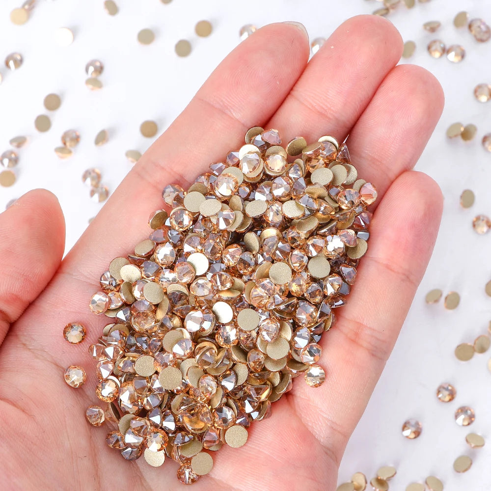 Wholesale 16 Cut Facets Nail Rhinestones Bulk Bling Glitter 2088 Crystal Non-Hotfix Flat Back Glass in Christmas Colors