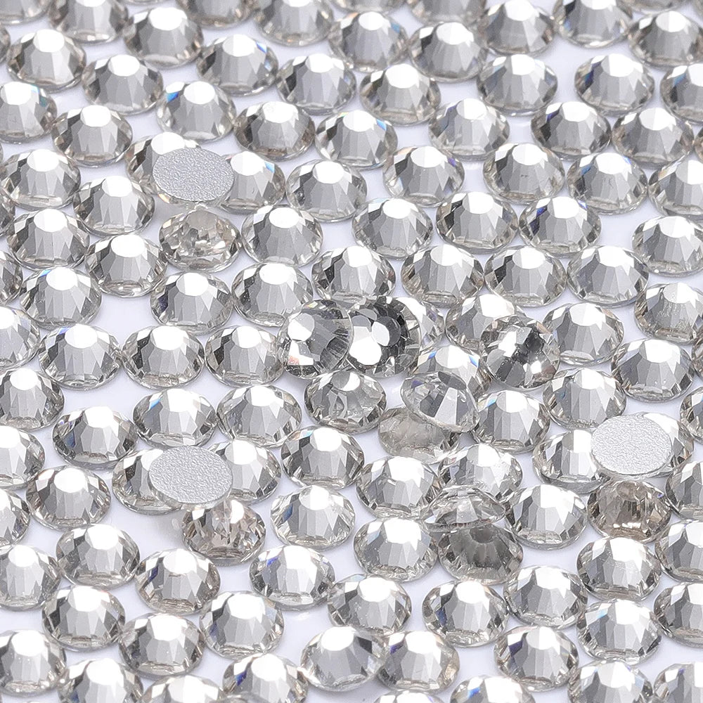 QIYI Latest Fashion New Design High Quality Flat Back Minimalist Brilliant Luxury Glass Crystal Rhinestones for Ladies Fashion