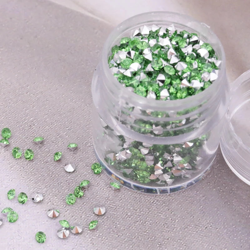 High Quality Bulk Fine Glass Epoxy Resin Nail Sequins Glitter Small Clothing Accessories Rhinestones Type