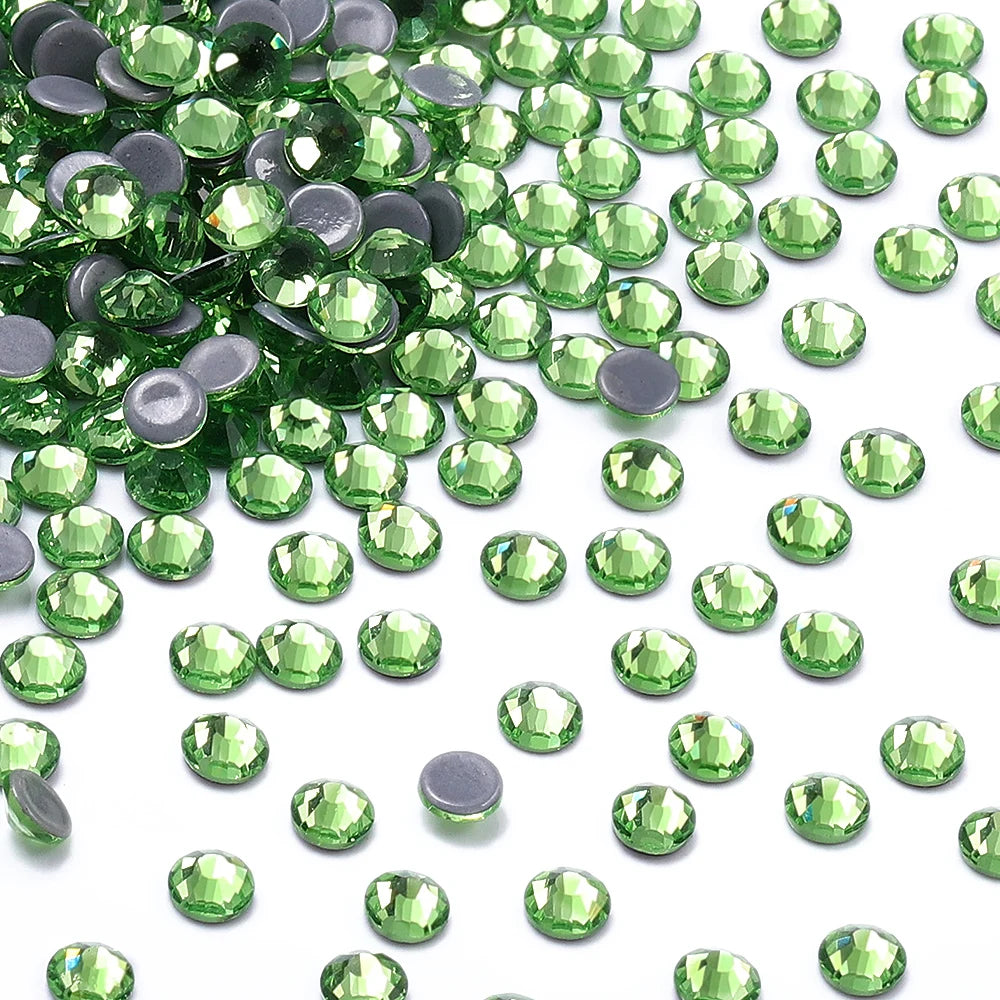 Factory Price Wholesale Flat Back Hotfix Glass Crystal Rhinestone Round Hotfix Crystal Stone for Clothing Accessories