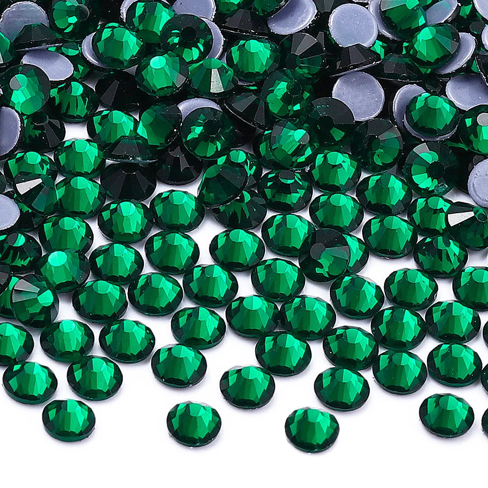 Wholesale Factory Price Qiyi Brand Top Grade 12 Facets Flat Back Hotfix Glass Crystal Rhinestone Delicate Clothing Accessories