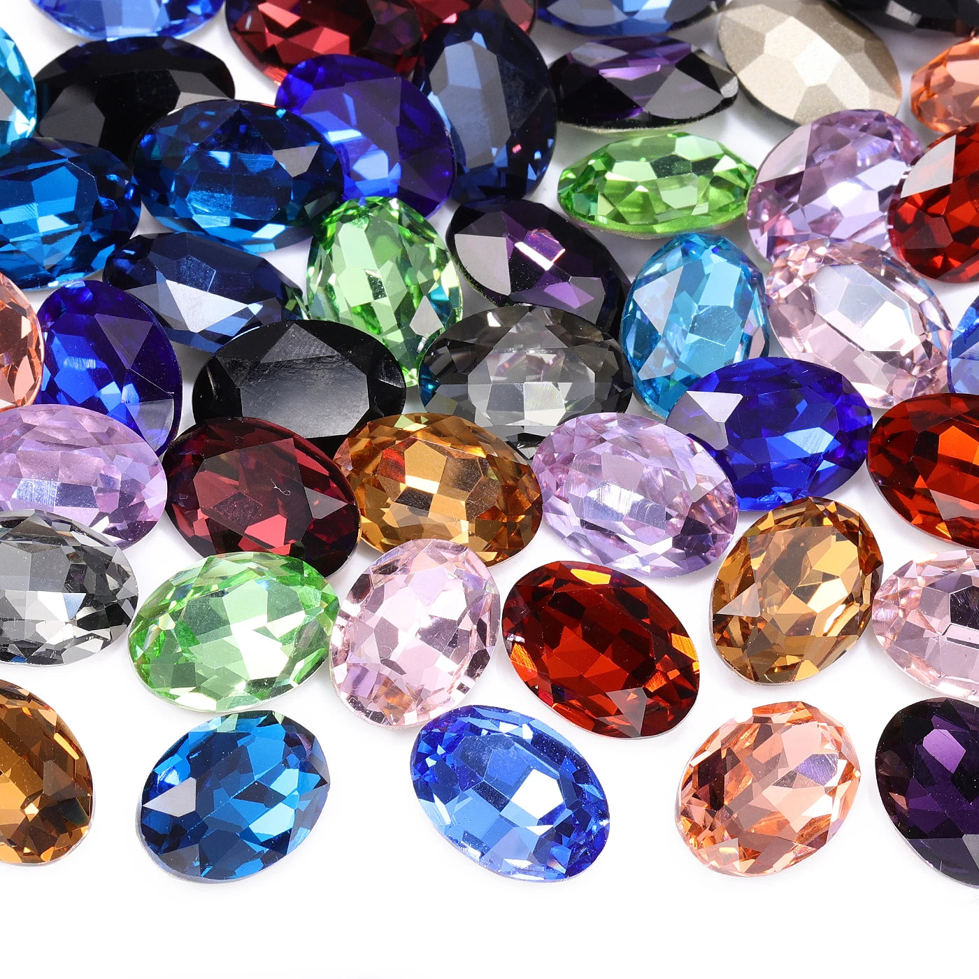 Hot Selling New Product Explosion Factory Direct Wholesale Environmental Friendly Oval Shape K9 Glass for Clothing Decoration