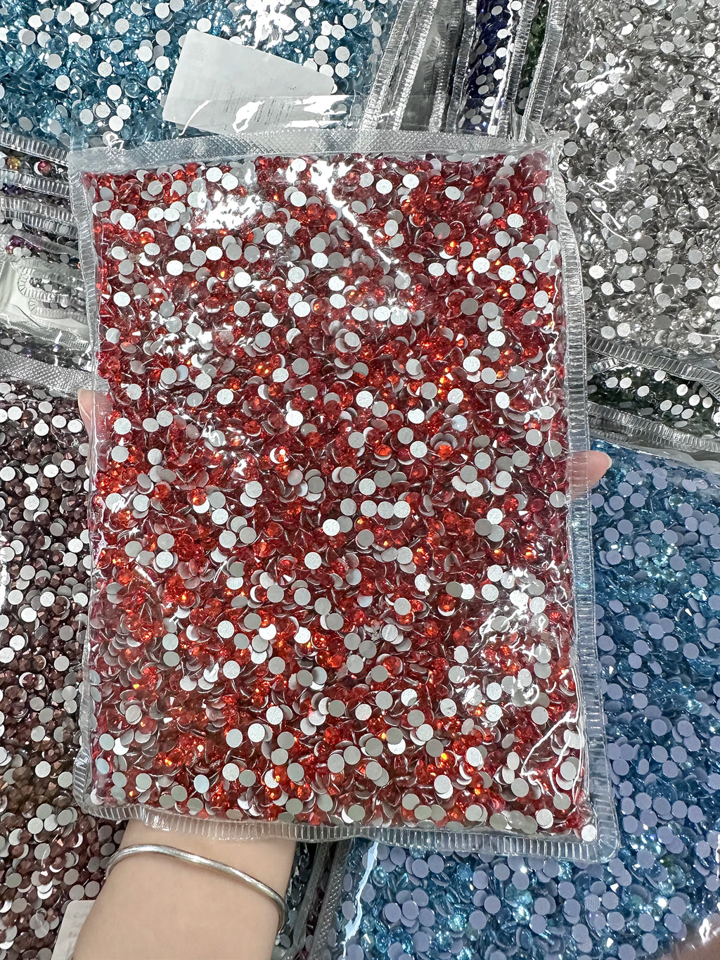 Wholesale High Quality Glass Crystal Stones Customize Rhinestone Bulk Nail Charms Non Hotfix Rhinestones Flat Back for Cloth D