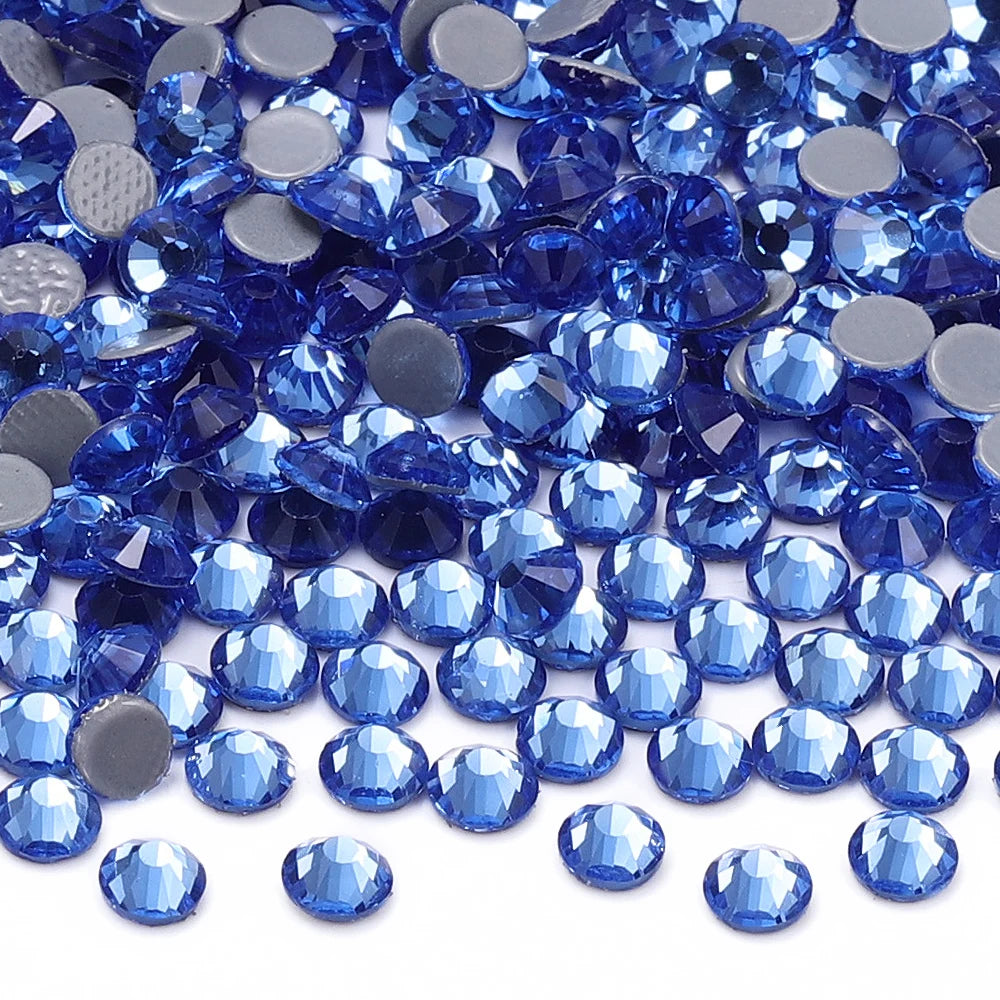 Wholesale Factory Price Qiyi Brand Top Grade 12 Facets Flat Back Hotfix Glass Crystal Rhinestone Delicate Clothing Accessories