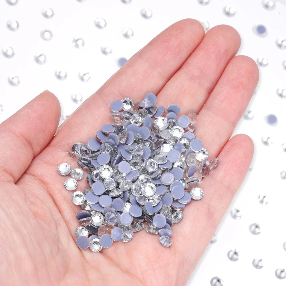 Wholesale Crystal and Crystal AB SS3-SS30 Hot Fix High Quality Glass Crystal Bright Shining Rhinestones for Garment Decoration