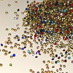 Factory Wholesale 3D Round Sharp Bottom Crystal Diamond Rhinestone Glass Nail Art Rhinestones for Shoes Garments Bags Hats