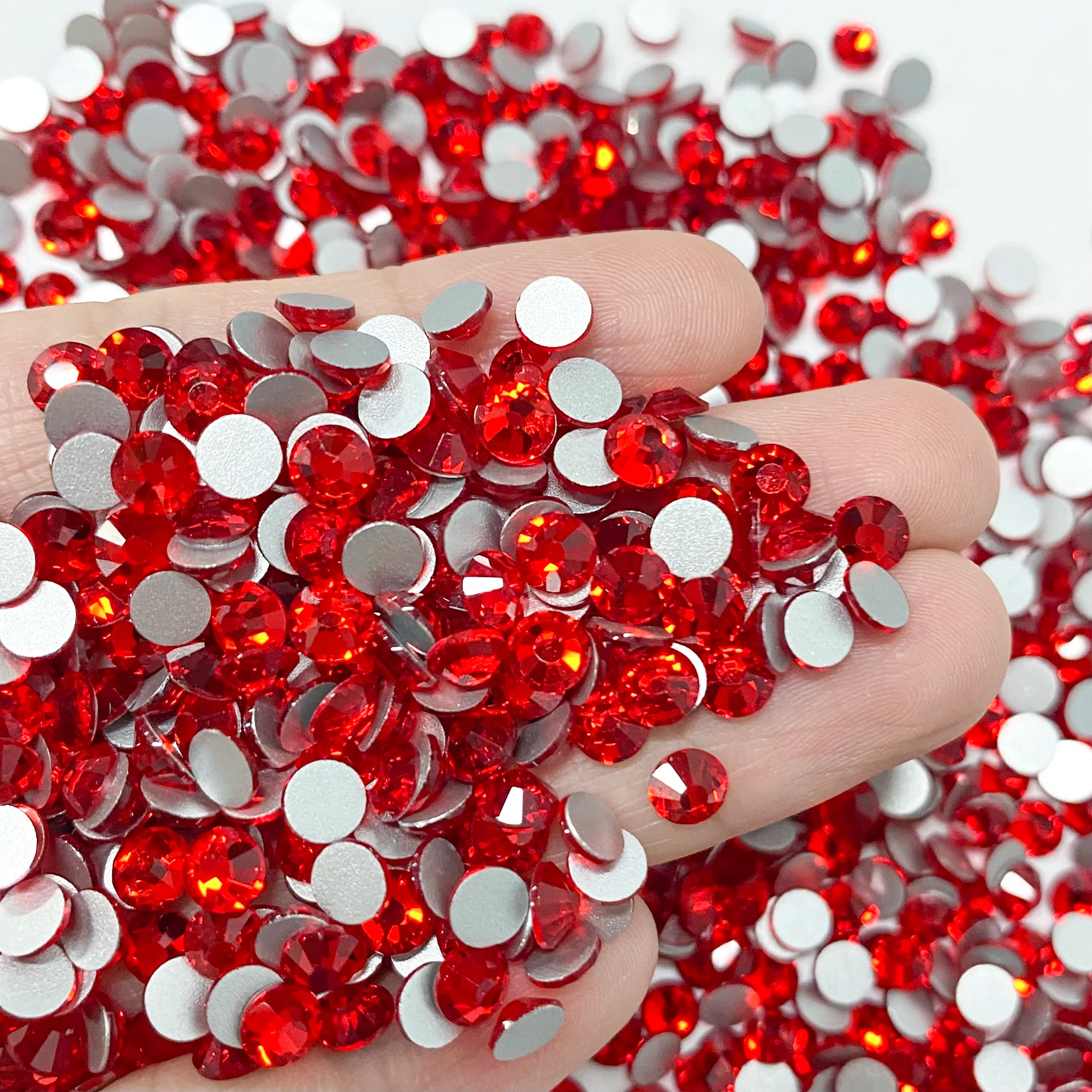 Factory Wholesale SS3-SS20 Rhinestones Colorful Non Hot-Fix Round Glitter Crystal Flatback Rhinestone 3D Nail Art Decorations