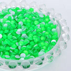 16Cuts Neon Green Colors Glass Crystal Rhinestone SS10-SS40 8 Big 8 Small Crystal Strass Bling Bling Flatback Rhinestones
