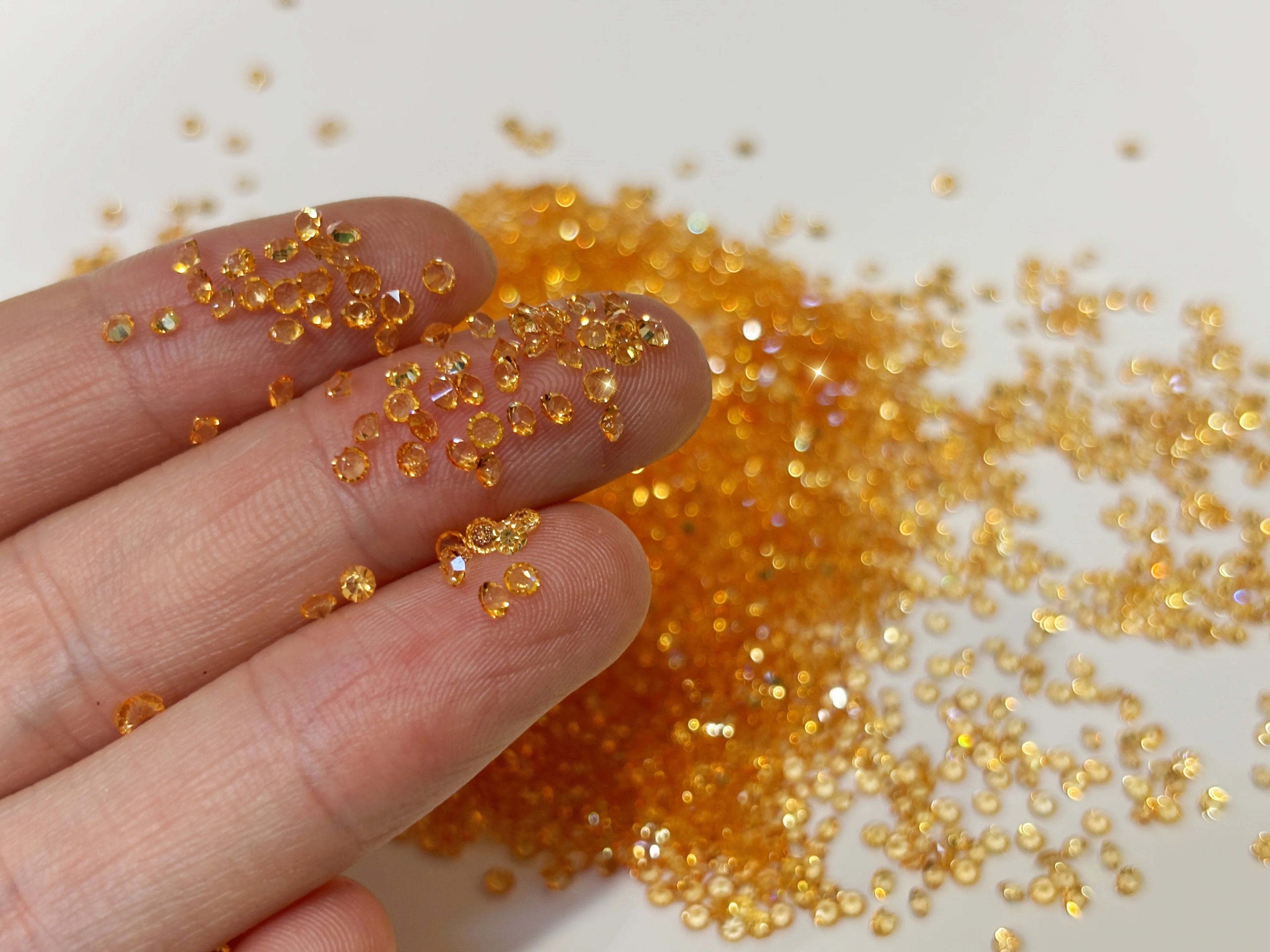 High Quality Bulk Resin Rhinestones Point Back Nail Art Bags Garments Shoe Jewelry Decoration Rhinestone