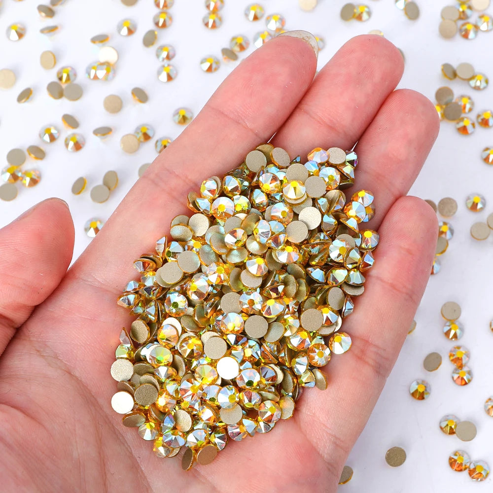 Wholesale 16 Cut Facets Nail Rhinestones Bulk Bling Glitter 2088 Crystal Non-Hotfix Flat Back Glass in Christmas Colors