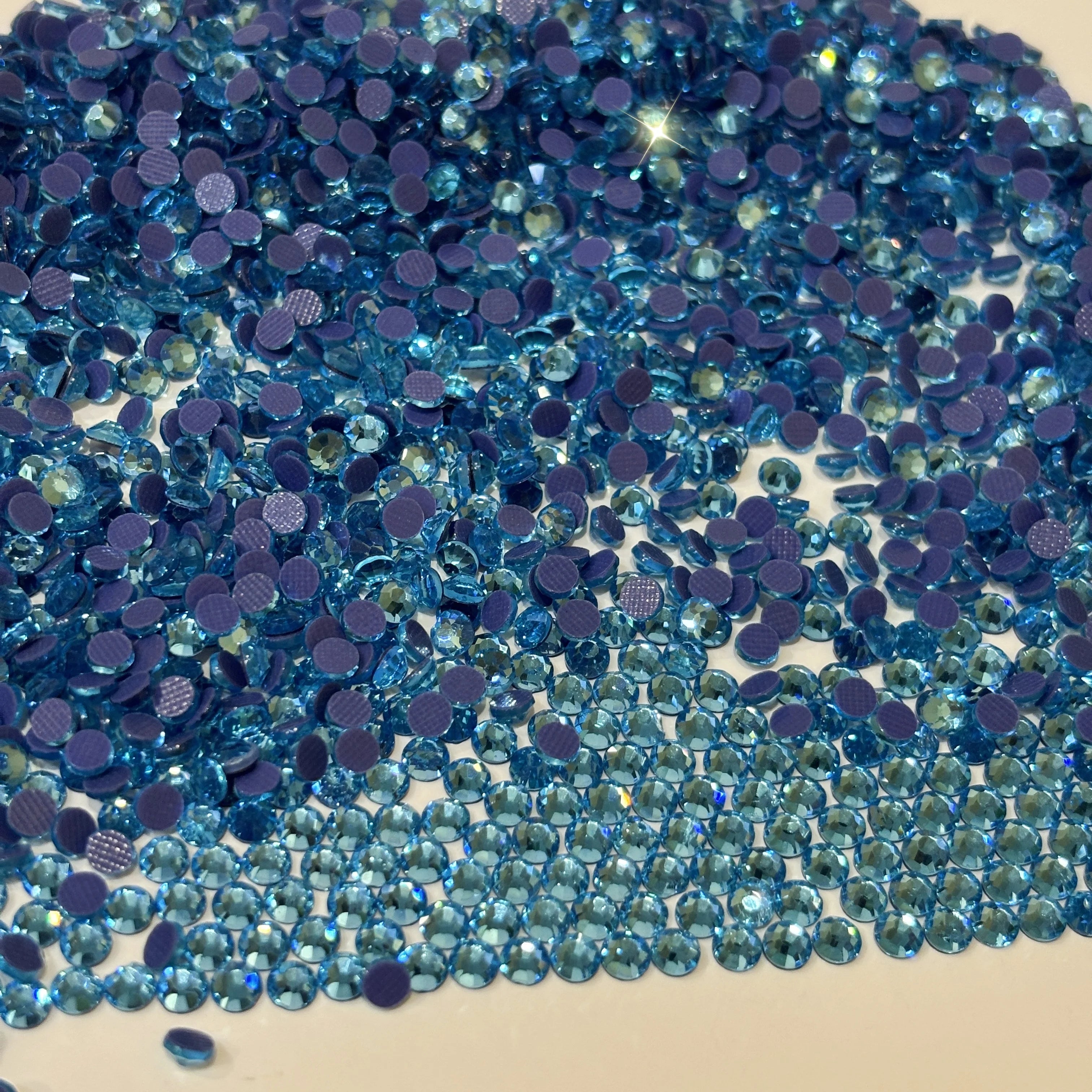 Wholesale Flatback Hot Fix Rhinestone Bags Garments Shoe Jewelry Decoration Glass Rhinestone