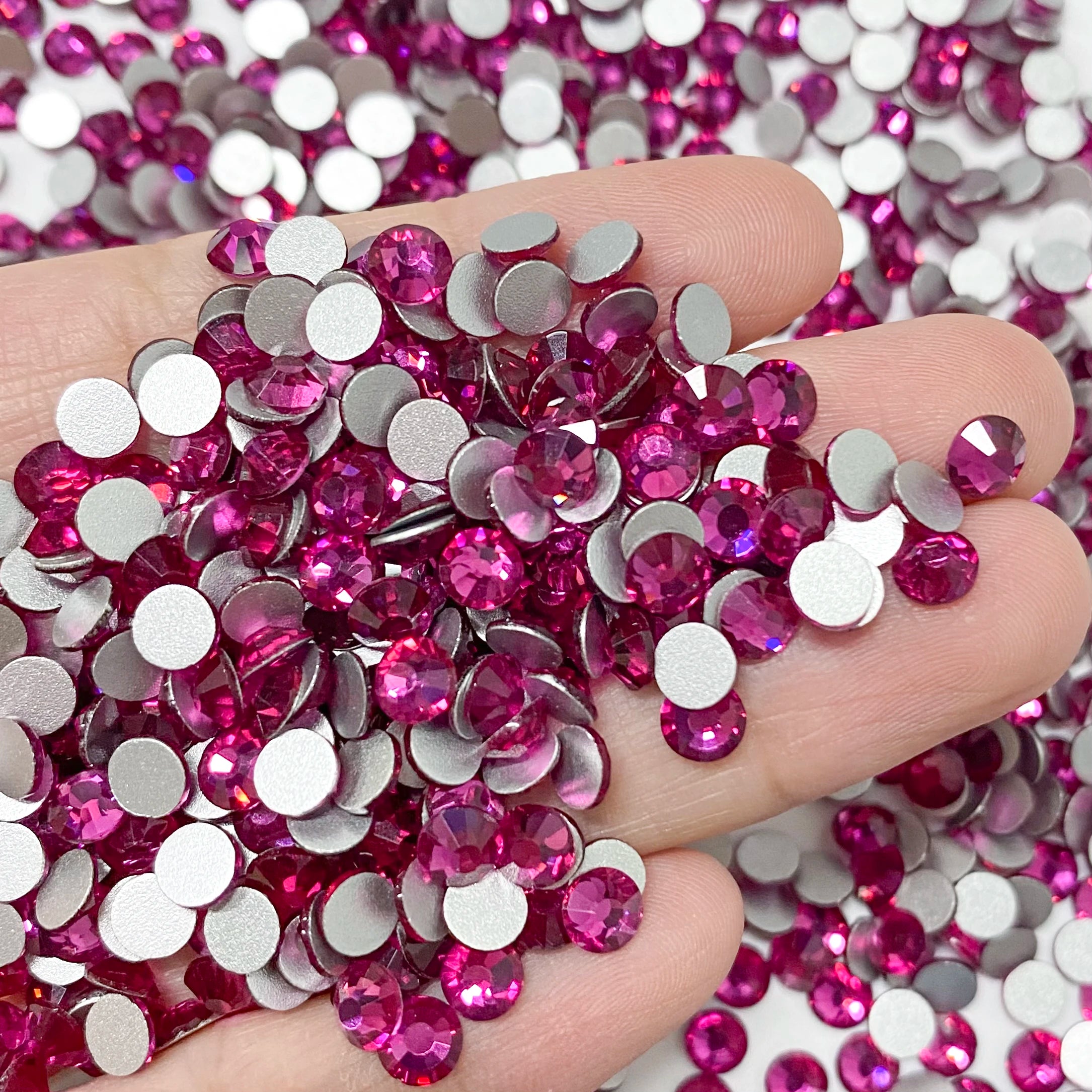 Factory Wholesale SS3-SS20 Rhinestones Colorful Non Hot-Fix Round Glitter Crystal Flatback Rhinestone 3D Nail Art Decorations