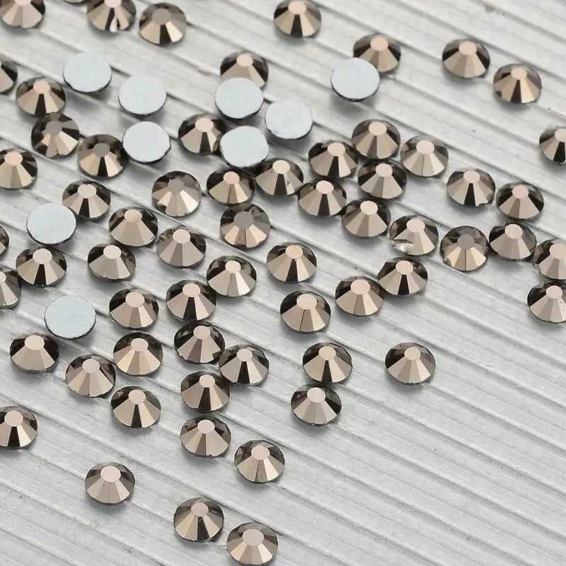 Wholesale Colorful Glitter Glass Rhinestones Flat Back Non Hotfix Crystal Rhinestone Nails for Earring Jewelry Accessory