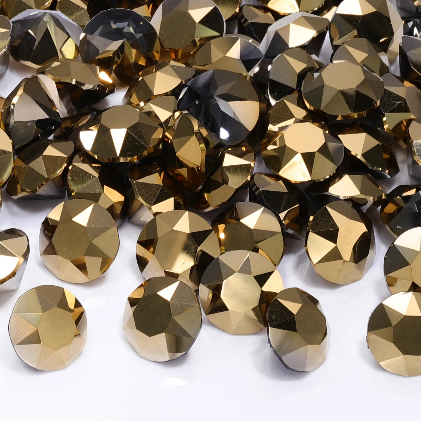 QIYI 2024 New Arrival Factory Wholesale AB Colors Grade AAAAAA Luxury K9 XIRIUS Chaton Pointback Rhinestone for Decoration Cloth