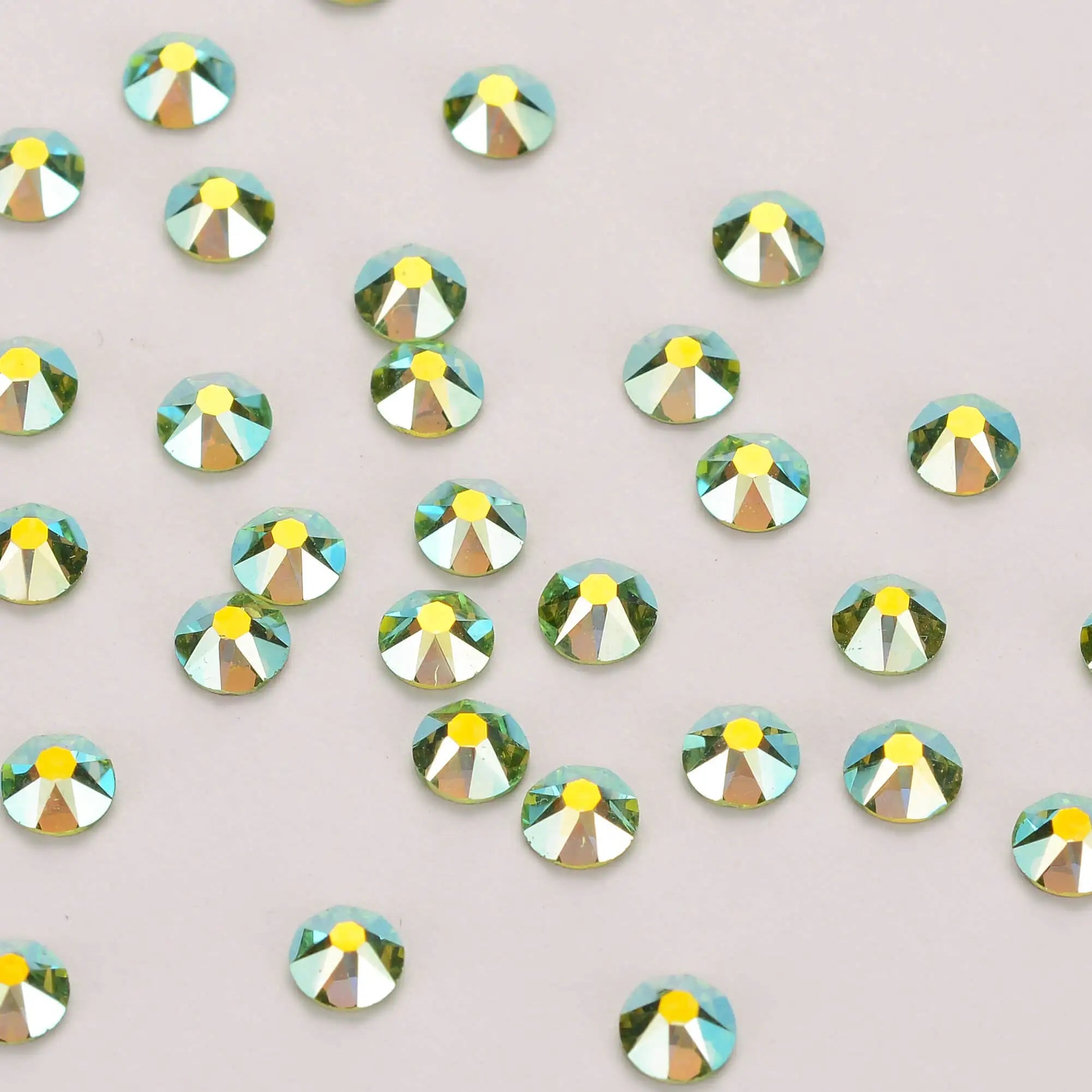 High Quality 16 Cut Facets  Crystal AB Rhinestone Gold Base Non Hot Fix Flatback  Rhinestones Bulk for Dress