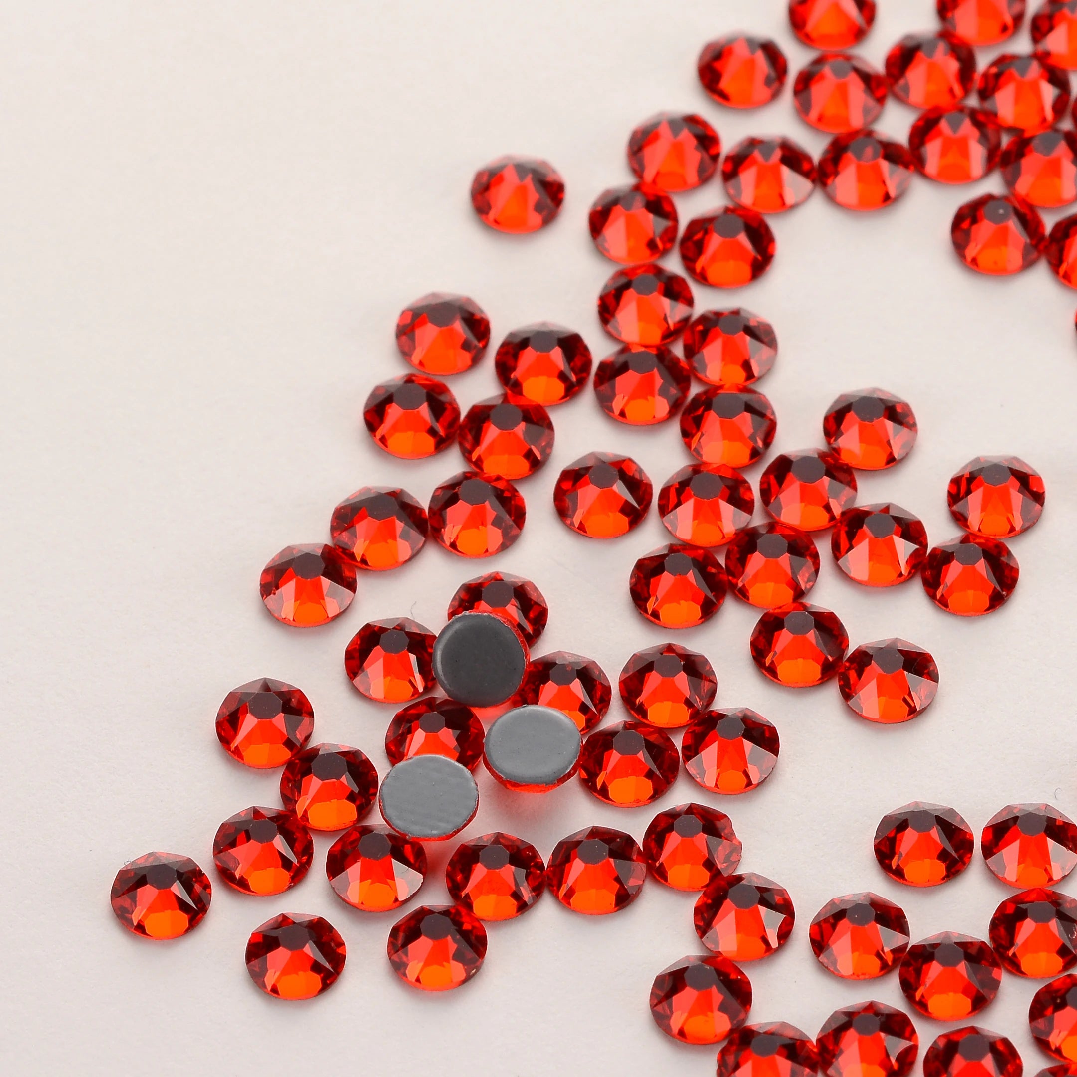 Wholesale Highest Quality 2088 16 Cut Facets Flat Back Crystal Hot Fix Rhinestones for Wedding Dresses