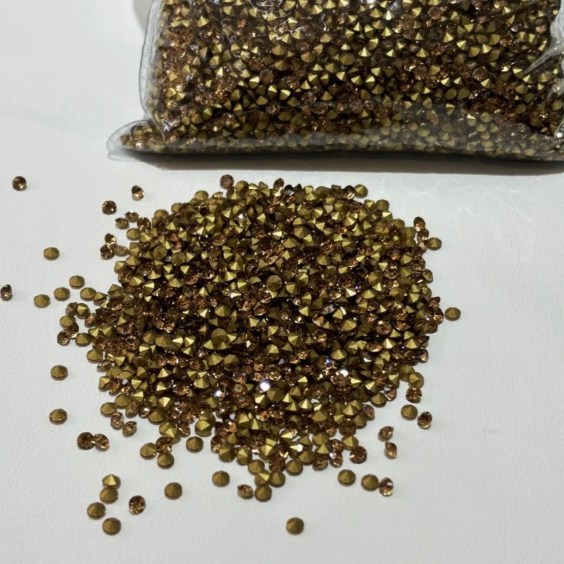 Factory Wholesale SS18 Pointback Crystal Rhinestone Loose Nail Art DIY Decoration Shinning Bags Other Decorative Accessories