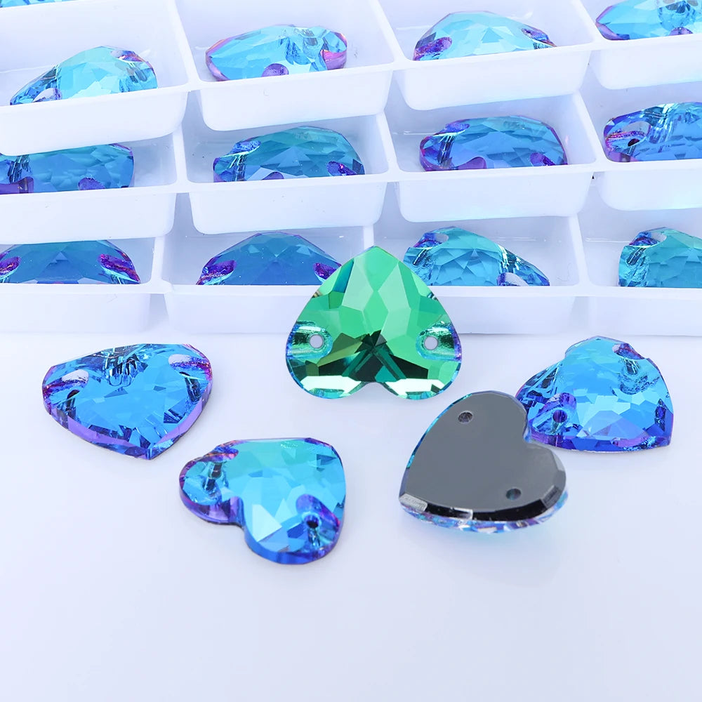 QIYI Factory Direct Wholesale Popular Fashion Design Bright Pure Versatile Minimalist Heart Shape Sew-on Rhinestones  3259