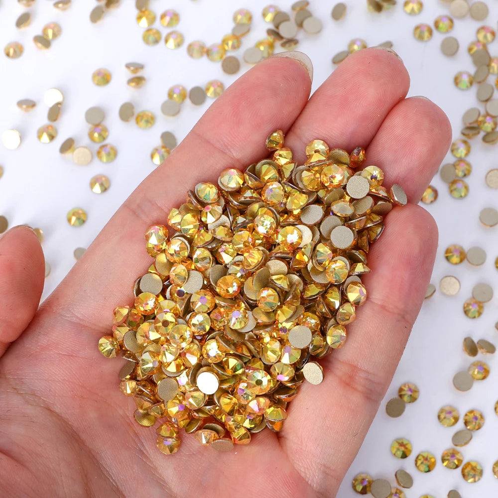 Wholesale 16 Cut Facets Nail Rhinestones Bulk Bling Glitter 2088 Crystal Non-Hotfix Flat Back Glass in Christmas Colors