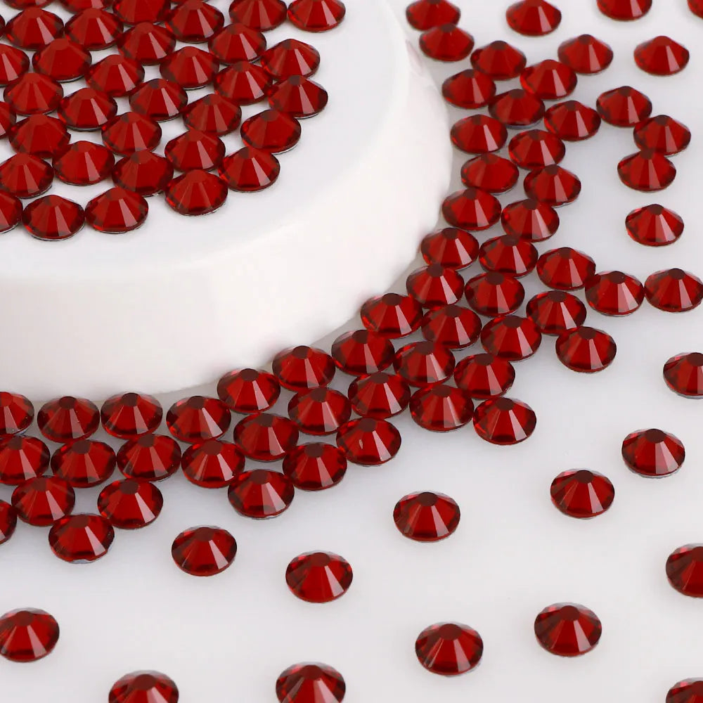 Wholesale Custom Christmas Crystal AB Brown Red Green Rhinestones Hotfix Glass Cristal Rhinestone for Clothes Accessories
