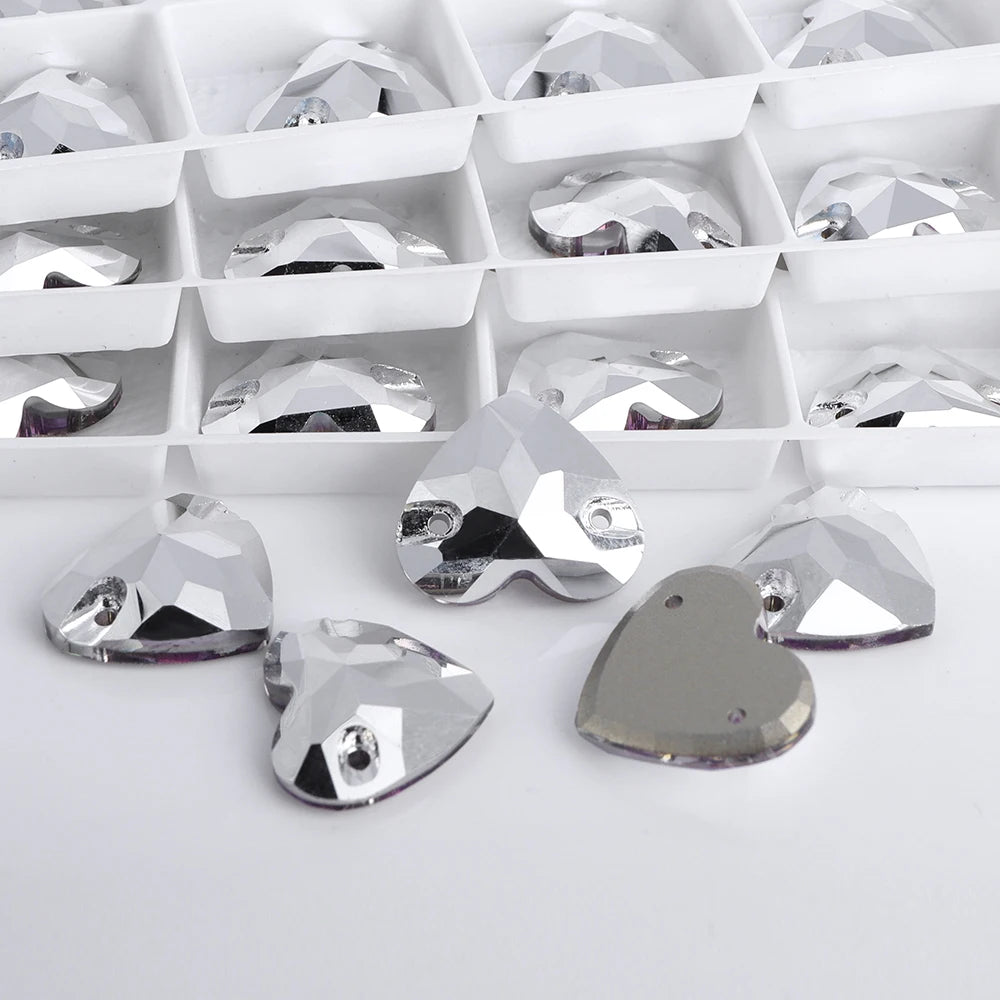 QIYI Factory Direct Wholesale Popular Fashion Design Bright Pure Versatile Minimalist Heart Shape Sew-on Rhinestones  3259
