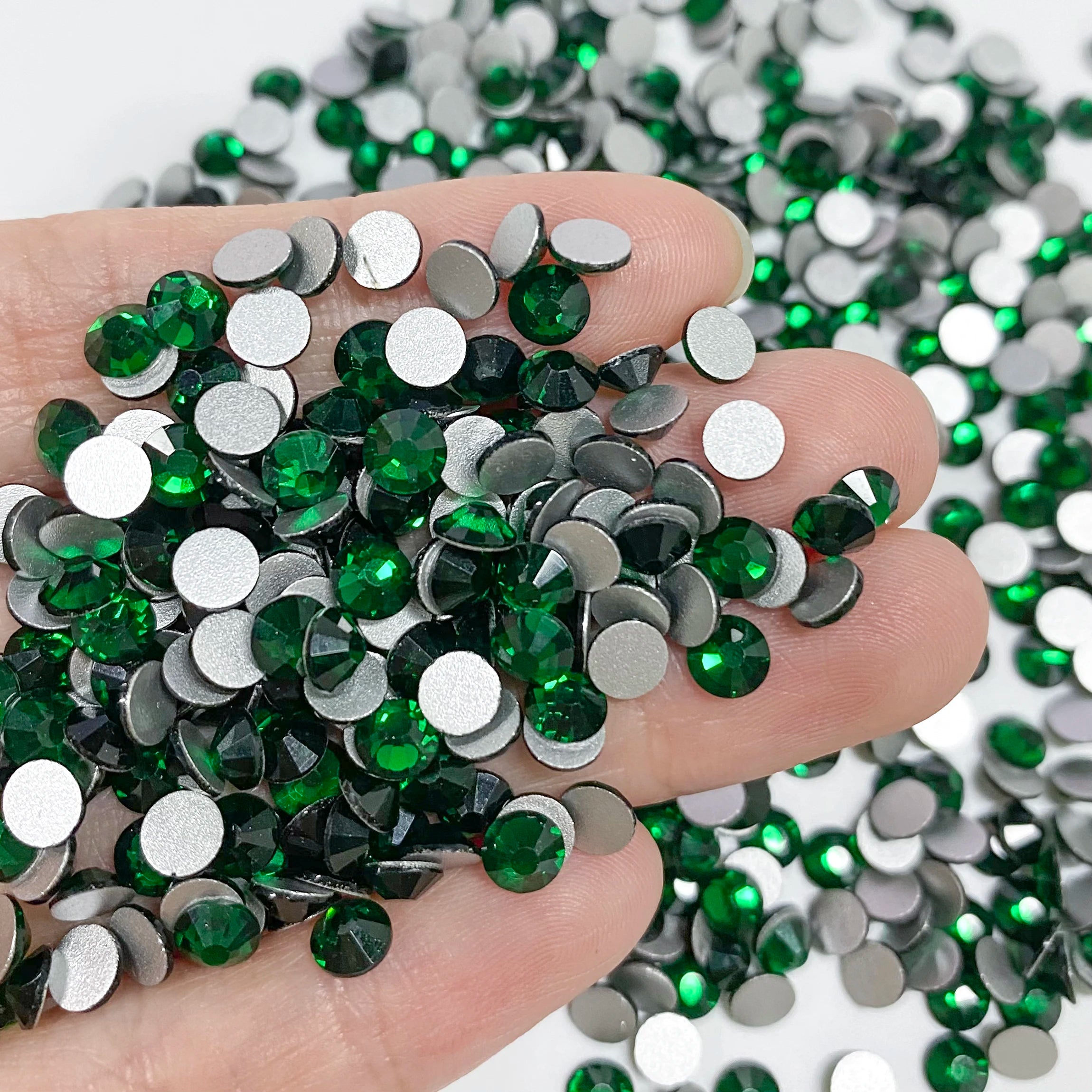 Factory Wholesale SS3-SS20 Rhinestones Colorful Non Hot-Fix Round Glitter Crystal Flatback Rhinestone 3D Nail Art Decorations