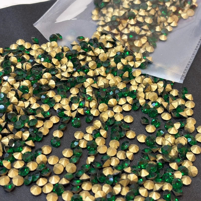 SS28 Round Glass Crystal Loose Rhinestones in Bulk for Bags and Clothing Decoration Rhinestone