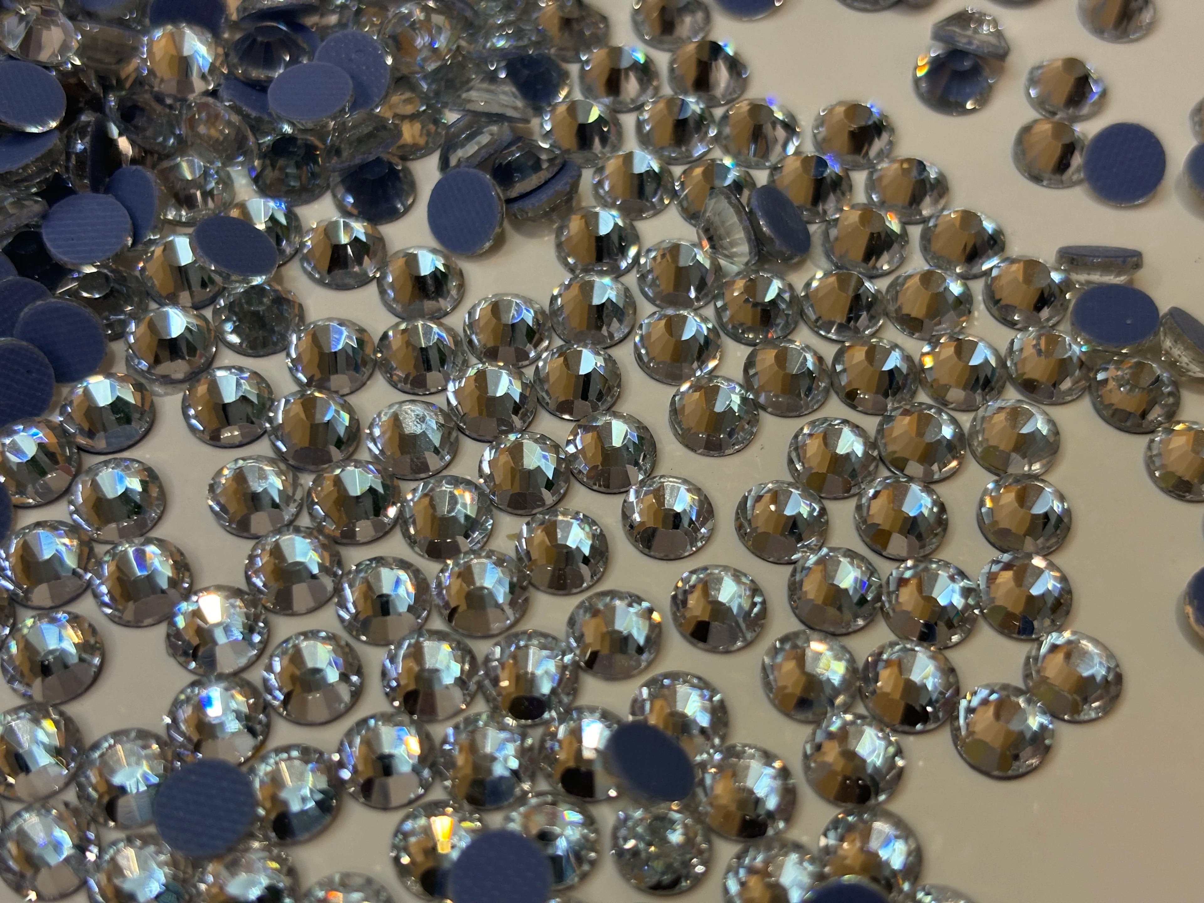 Wholesale SS28 Golden Shadow Hotfix Flat Back Glass Rhinestones  for Garments and Rhinestone Decorations