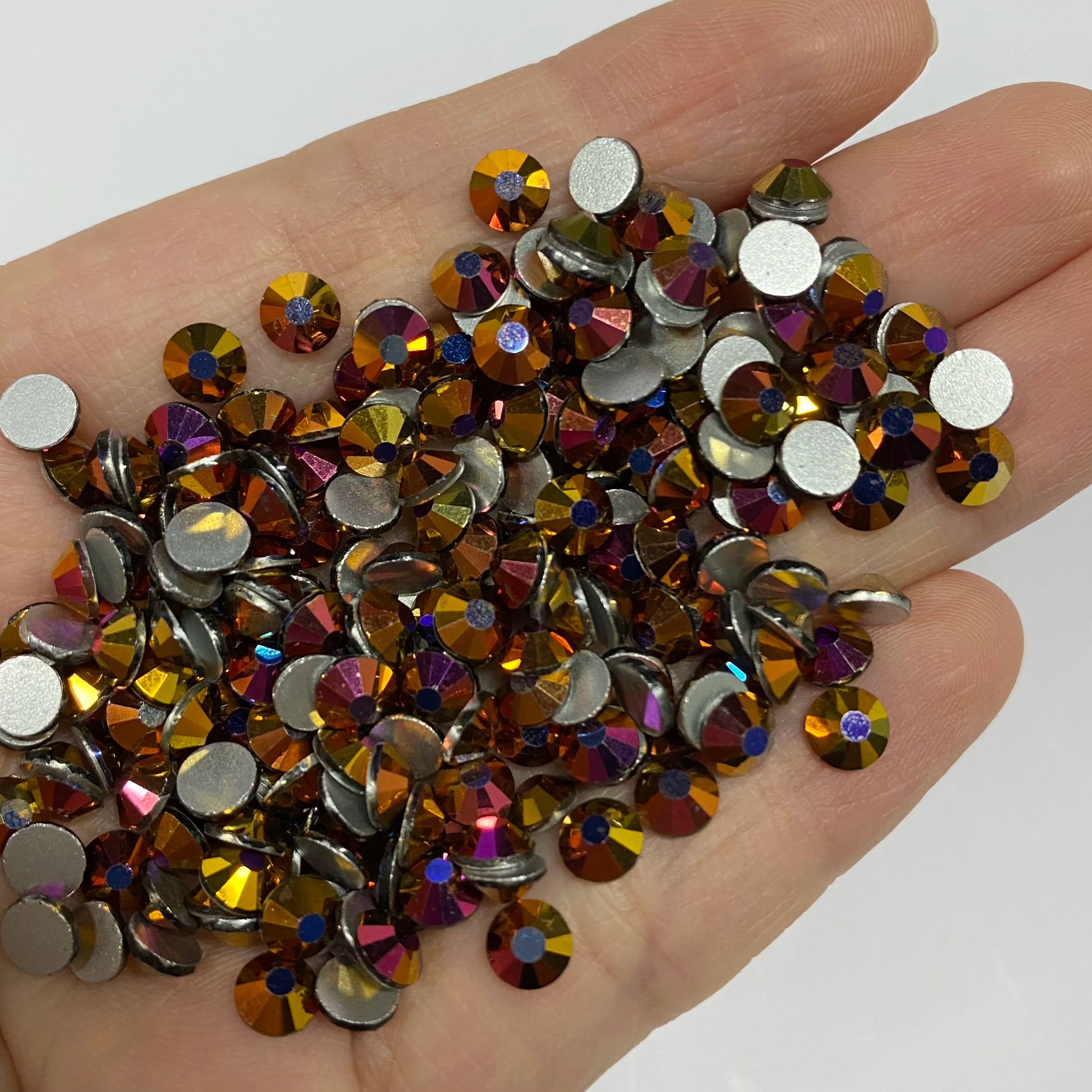 Wholesale Customize 1440pcs Stone Crystal Rhinestones Flatback Nail Charms Diamond Glass Rhinestones Flat Back for Jewelry