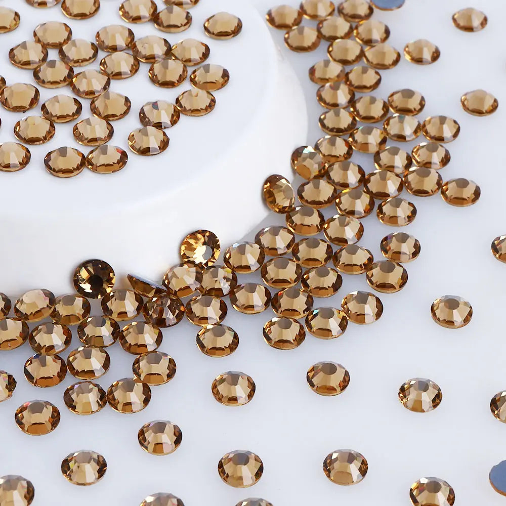 Wholesale Factory Price Flat Back Rhinestone Round Glass Rhinestones Hotfix Crystal Stone Delicate for Clothing Accessories