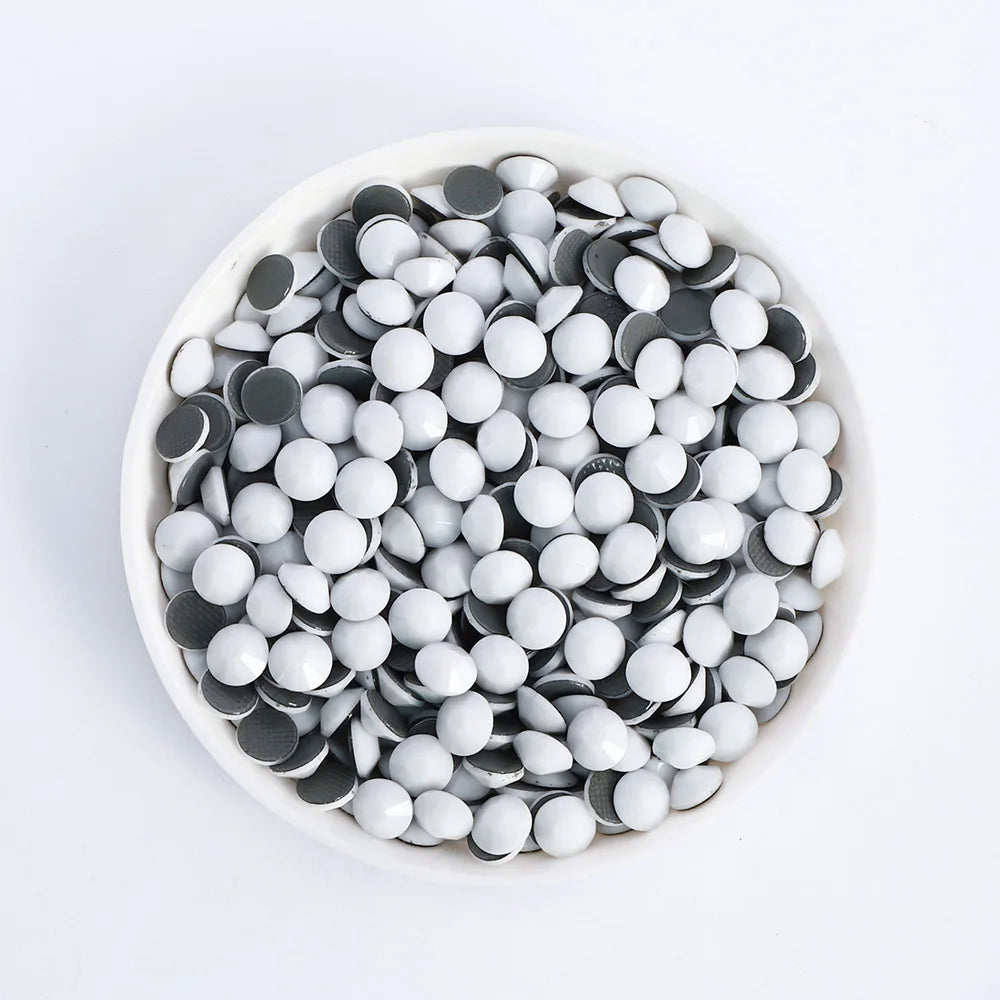 Wholesale White Porcelain Hot Fix Glass Rhinestone High Quality FlatBack Rhinestones SS4-SS30 for Garments and Art Decoration