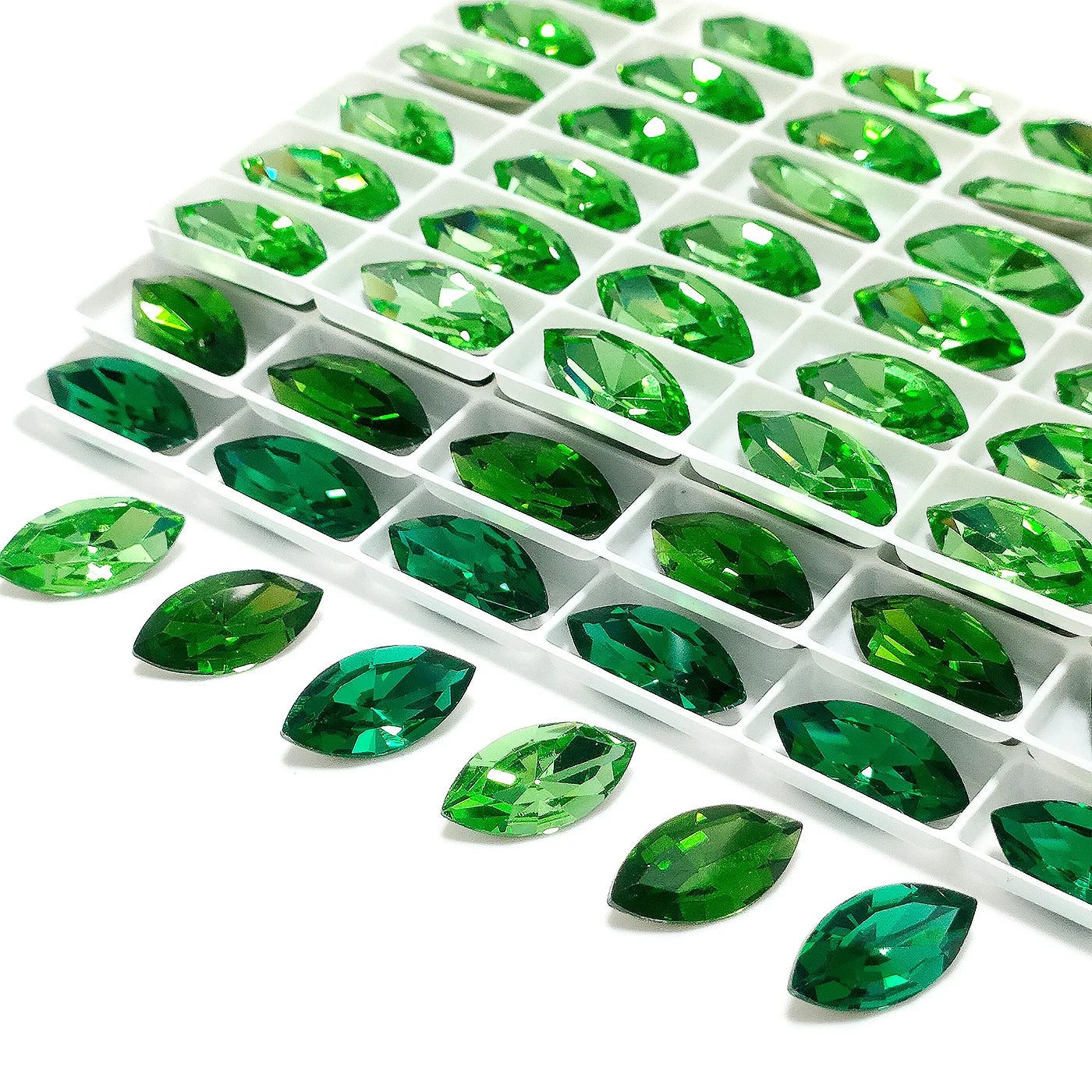 Factory Direct Wholesale Trendy Design Minimalist Versatile Popular Decoration Eco-friendly Materials K9 Glass Point Rhinestone