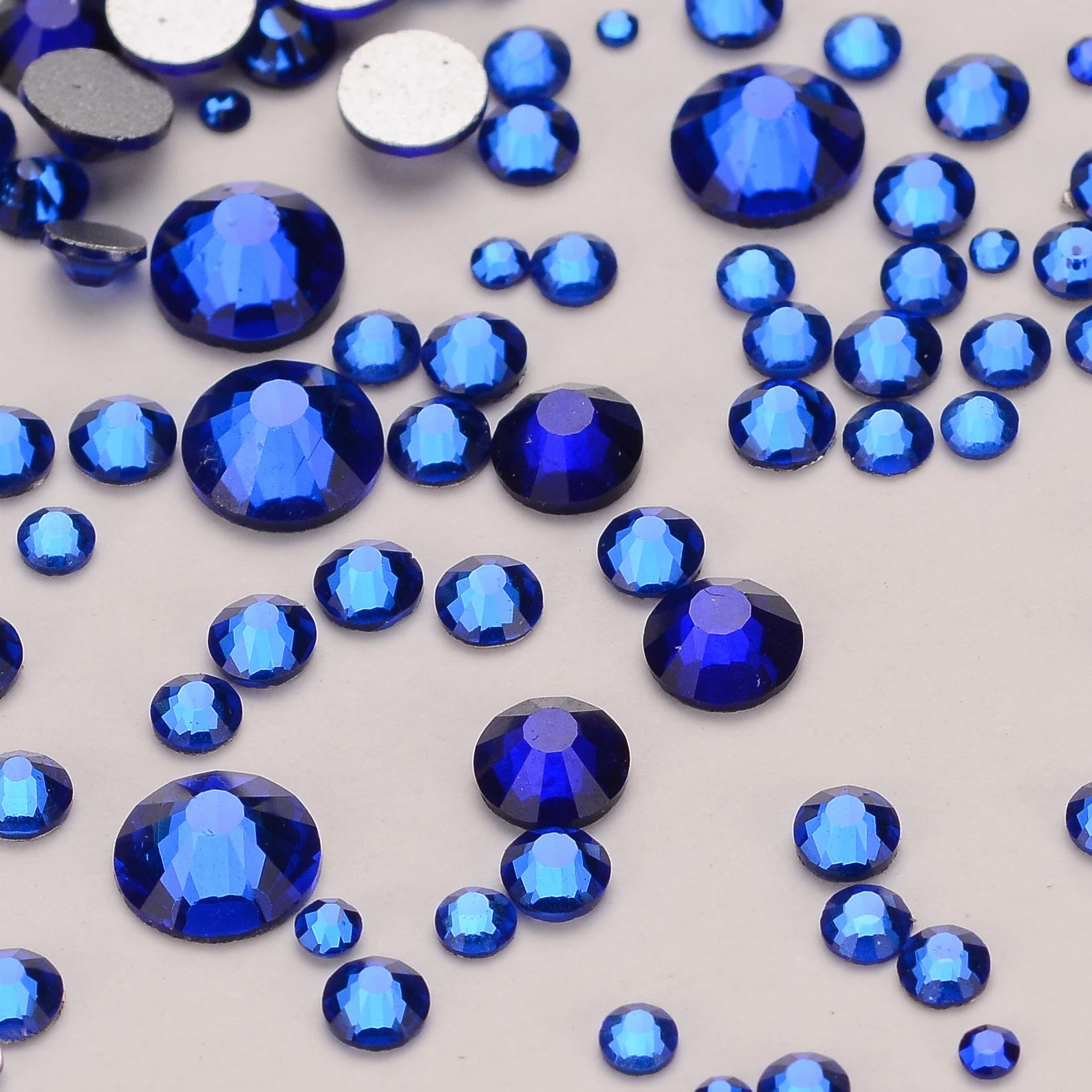 Wholesale Rhinestones Multi Sizes Colorful Non Hotfix Rhinestone Flat Back Nail Rhinestones for DIY Crafts
