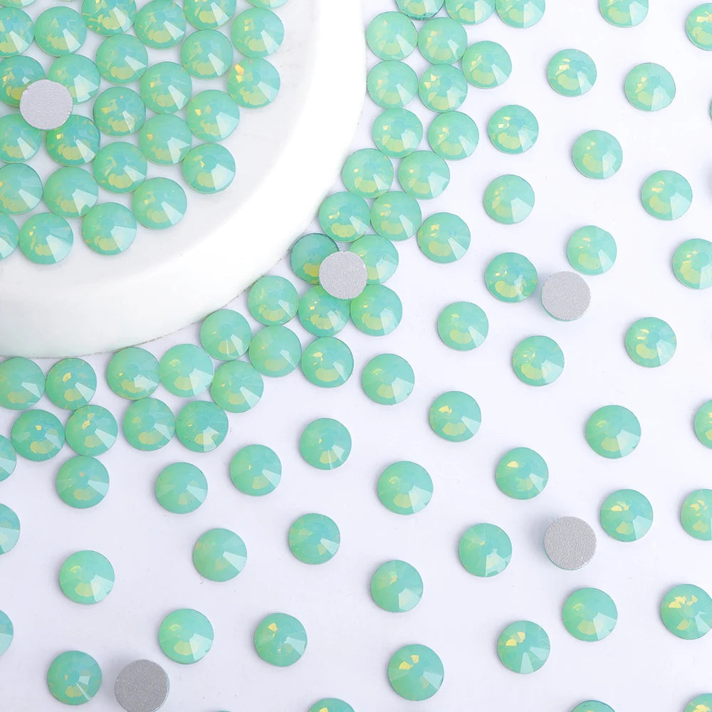 QIYI Wholesale 14400pcs Bulk Package Flatback Rhinestones Glitter Bling Glue on Luminous Rhinestones for Accessories