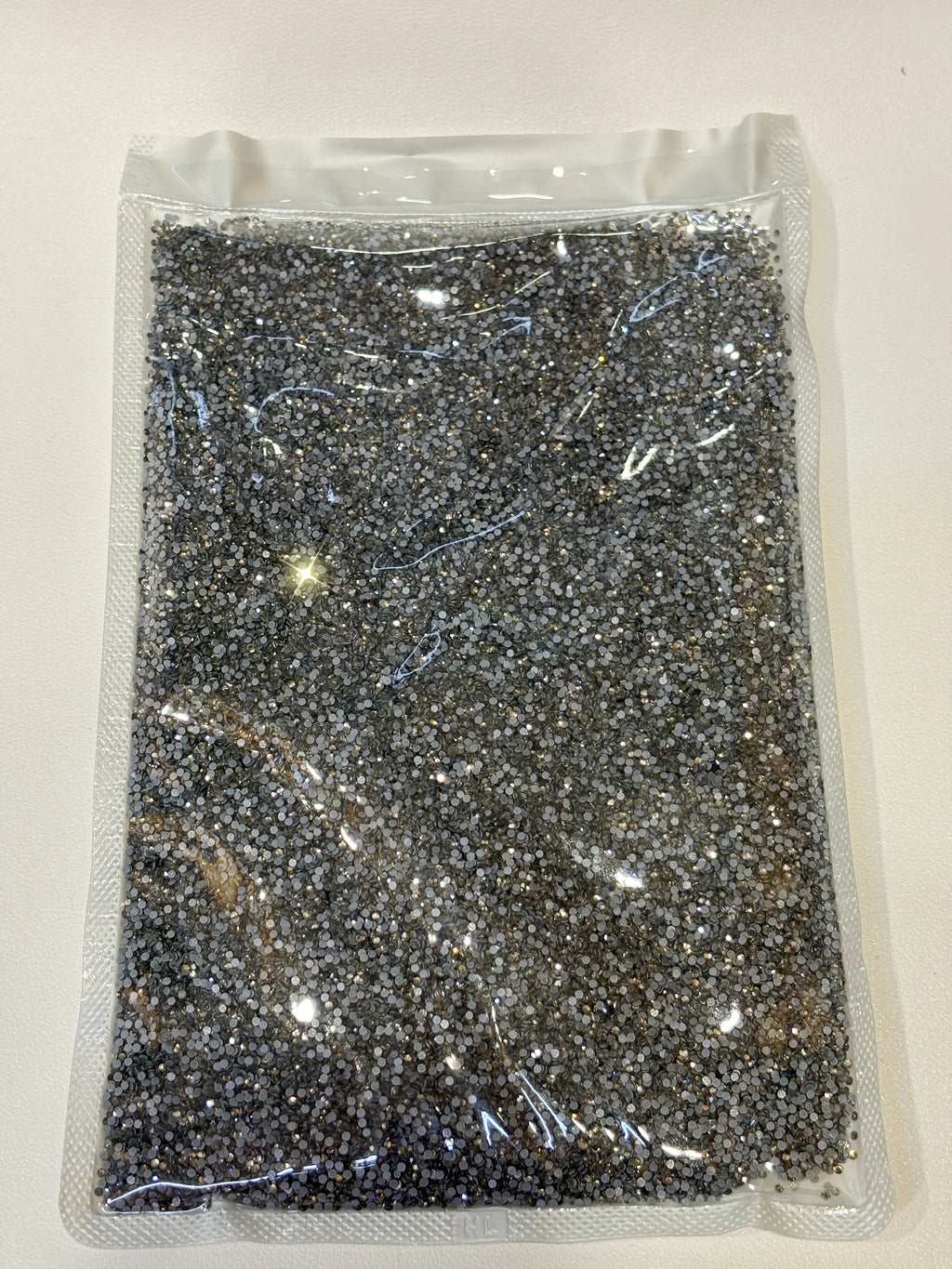 Hot Fix Flatback Round Rhinestones Bulk Glass Crystal Glue-On Technique Garment Accessories Rhinestone