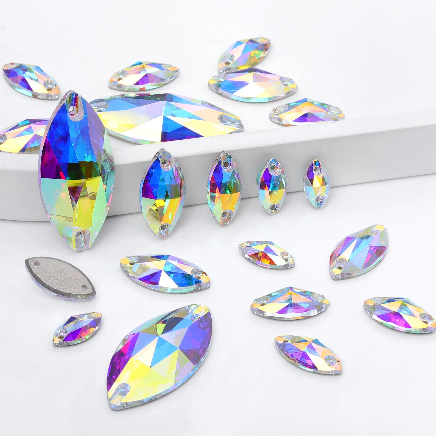 Wholesale Navette 55 Colors Crystal AB Sew-on Rhinestones Horse Eye Glass Gems Clothing Flatback Sewing Stones for Jewelry Cloth