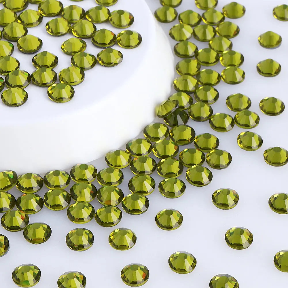 Wholesale Factory Price Flat Back Rhinestone Round Glass Rhinestones Hotfix Crystal Stone Delicate for Clothing Accessories