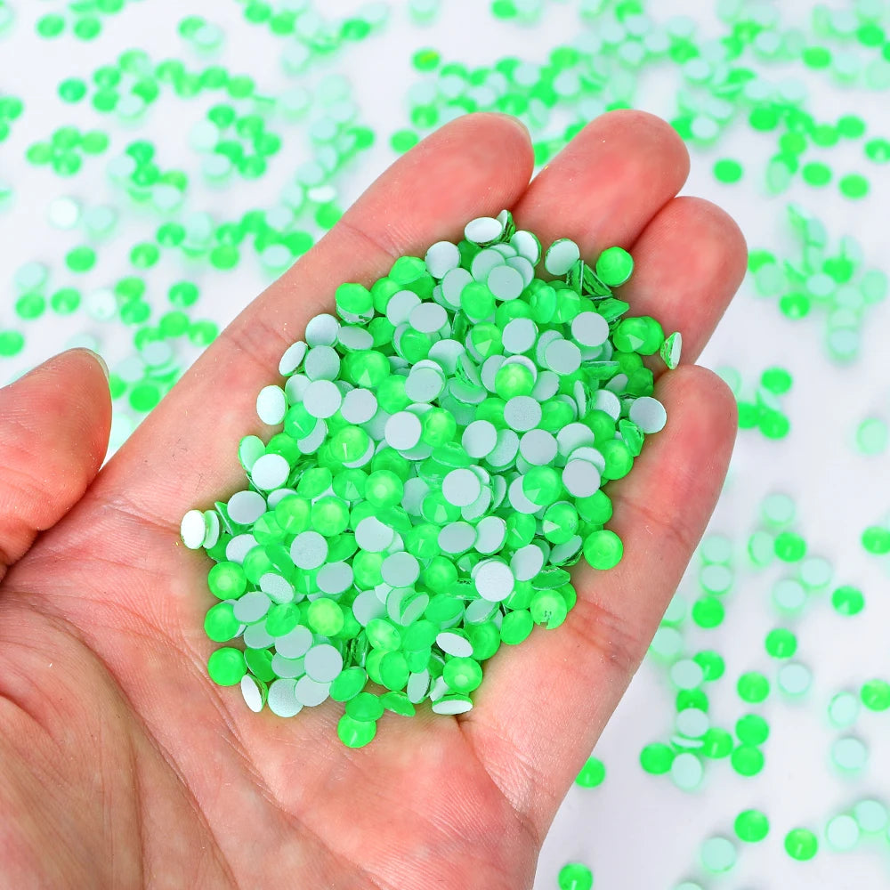 16Cuts Neon Green Colors Glass Crystal Rhinestone SS10-SS40 8 Big 8 Small Crystal Strass Bling Bling Flatback Rhinestones