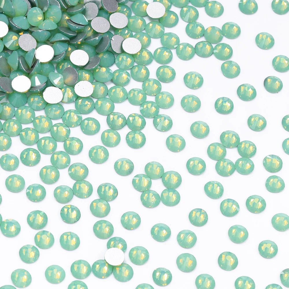 Wholesale Rhinestones 100 Colors Ss06-ss34 Crystal Rhinestone Non Hotfix Flat Back for Top Decoration Accessories