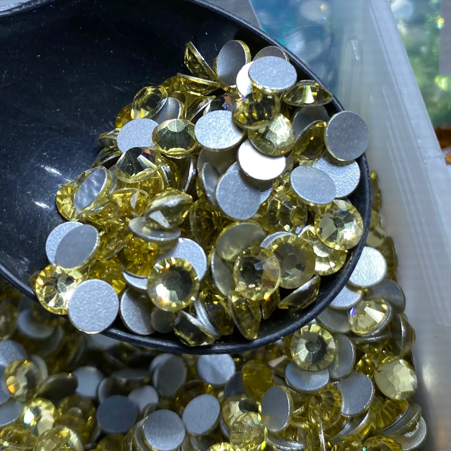 Factory Hot Selling Crystal AB Rhinestones 14400PCS Glass Non Hotfix Flatback Rhinestone Bulk for Nail Art Garment