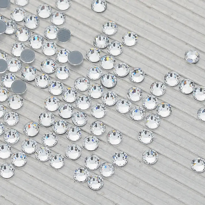 Wholesale Custom Christmas Crystal AB Brown Red Green Rhinestones Hotfix Glass Cristal Rhinestone for Clothes Accessories